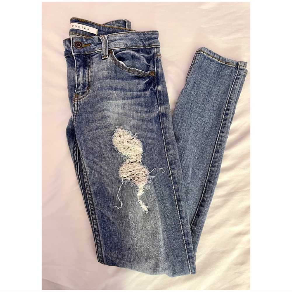 Destroyed Skinny Jeans